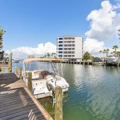 Happy Harbor, Dock Space, Canal Front, 2 Priv Beach