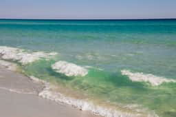 Seas The Day, House, Priv Pool & Beach, Golf Cart - Image 3
