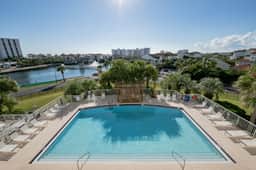 Priv Beach, 4 Pools, Beach Cafe, Resort - Image 3
