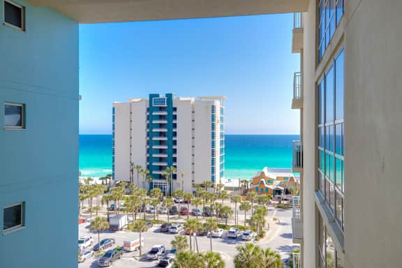 Sea Breeze, Destin Studio, Pools, Beach - Image 5
