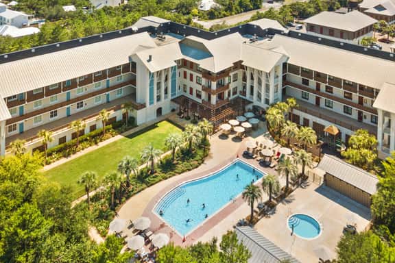 Redfish Bluefish 30A Condo, Golf Cart, Pool - Image 3
