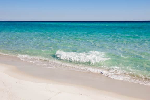 Blue Mountain Beach Condo, Pool, Beach - Image 3