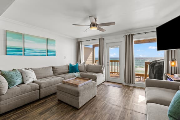 Simply Beachin', Beachfront Townhome - Image 1