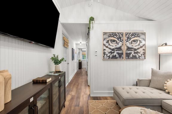 Tiny Home, Firepit, Dock Nearby - Image 1